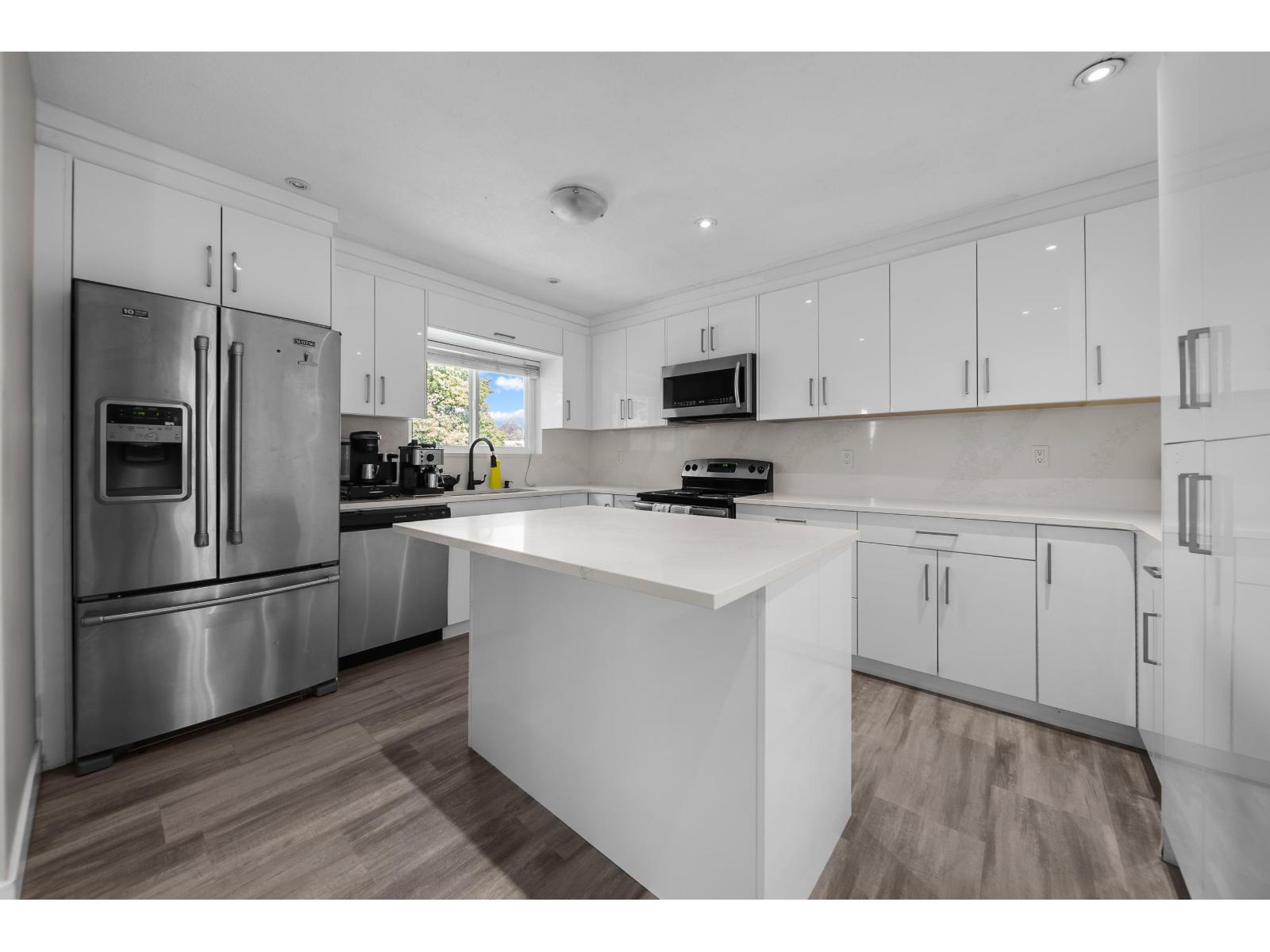 32133 Cottonwood Terrace, Mission, British Columbia  V2V 1Y1 - Photo 5 - R3136637