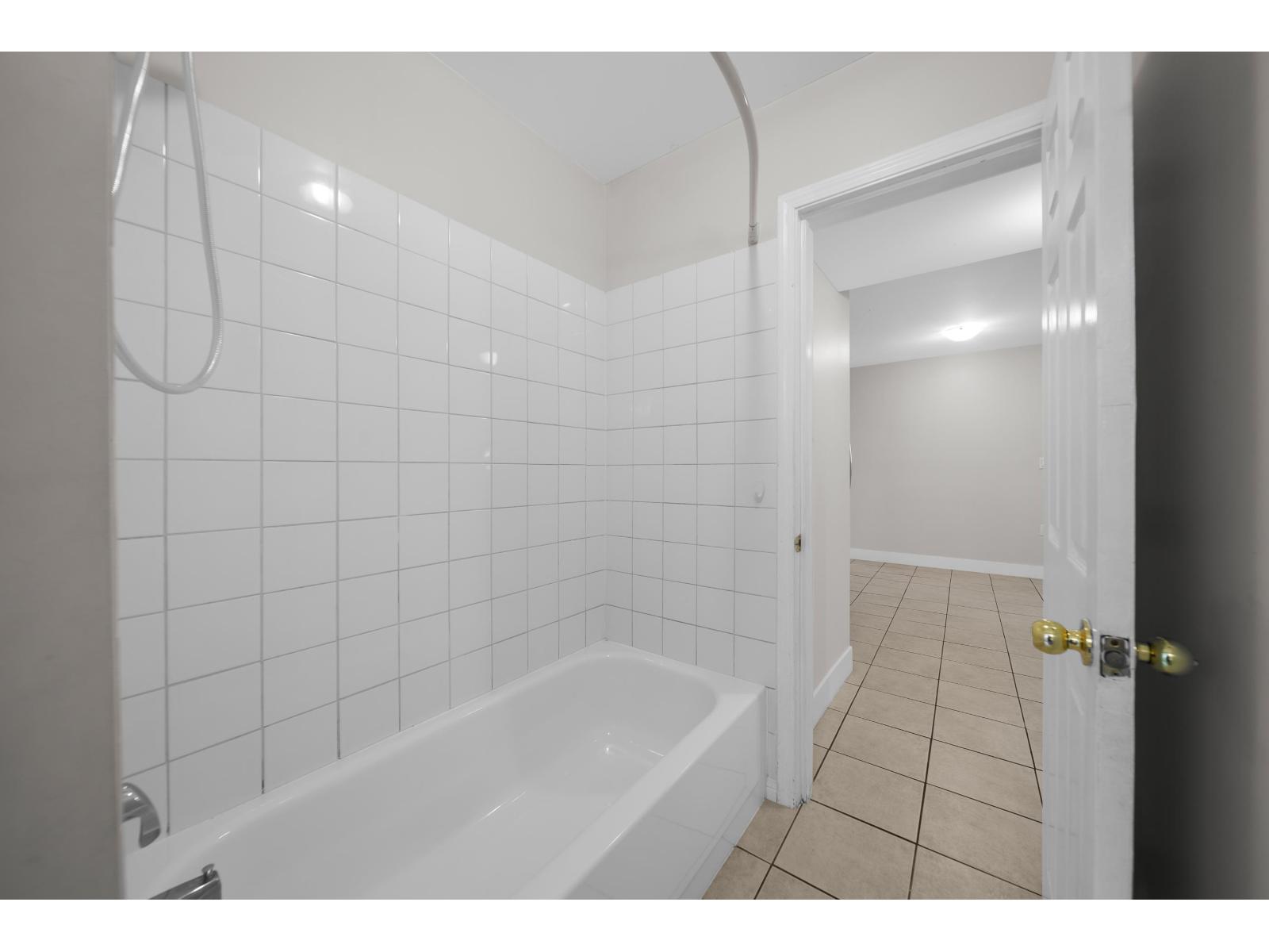 32133 Cottonwood Terrace, Mission, British Columbia  V2V 1Y1 - Photo 31 - R3136637
