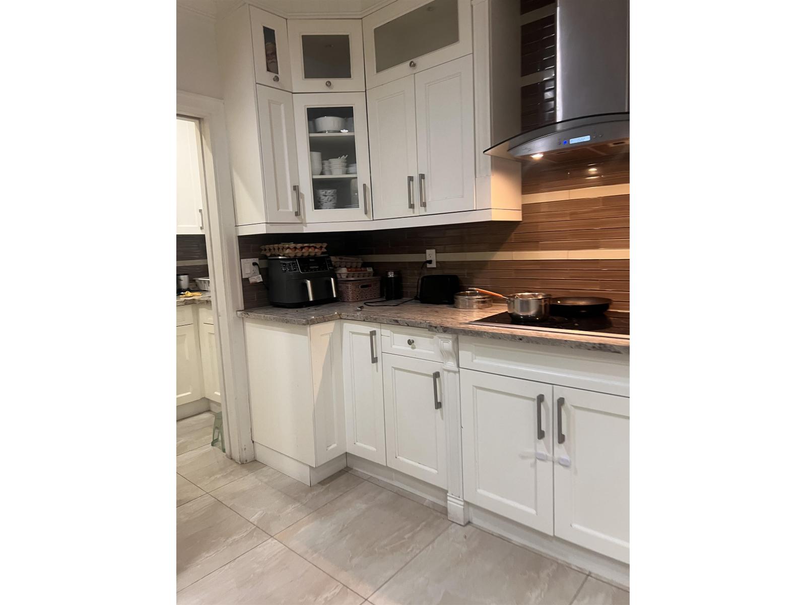 13296 62a Avenue, Surrey, British Columbia  V3X 0A9 - Photo 13 - R3137504