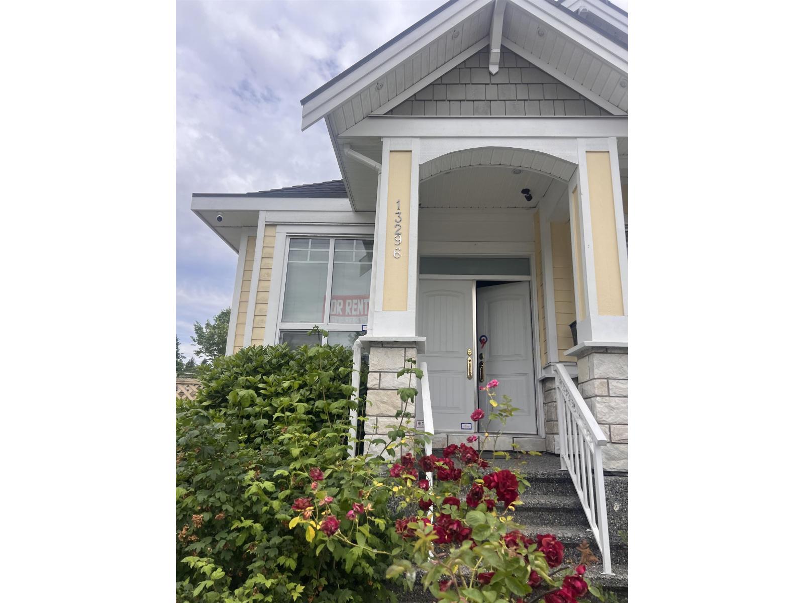 13296 62a Avenue, Surrey, British Columbia  V3X 0A9 - Photo 2 - R3137504
