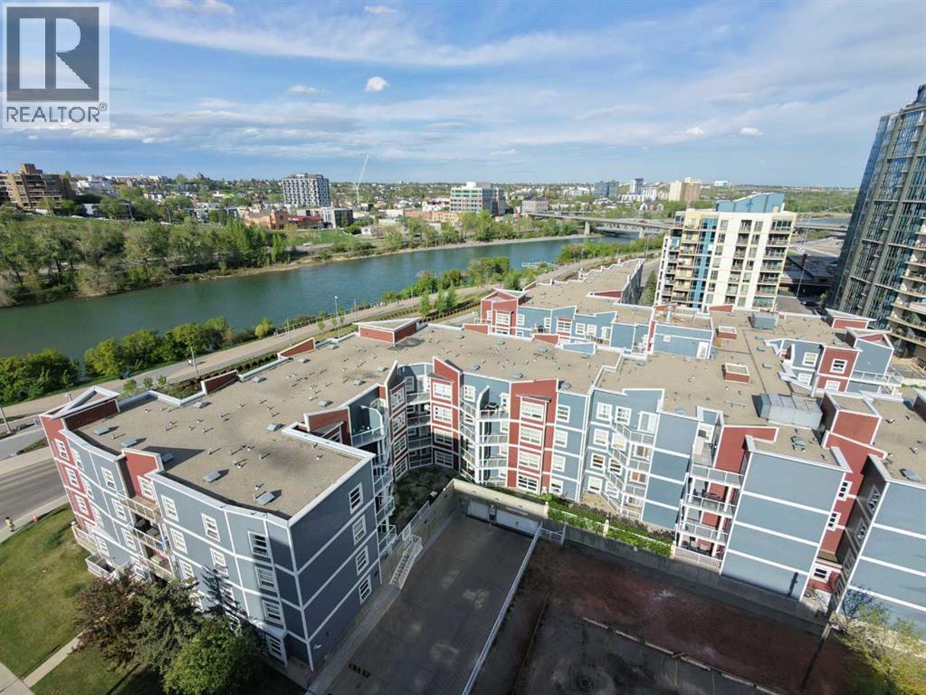 209, 333 Riverfront Avenue SE, Calgary, Alberta