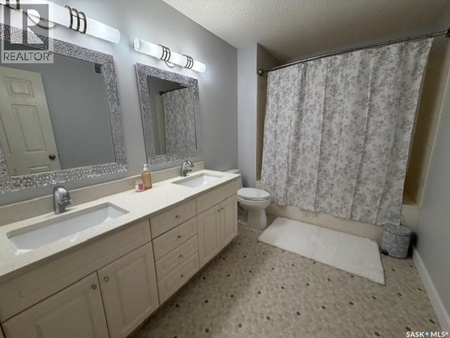 5172 Wascana Vista Place, Regina, Saskatchewan  S4V 2S3 - Photo 2 - SK040014