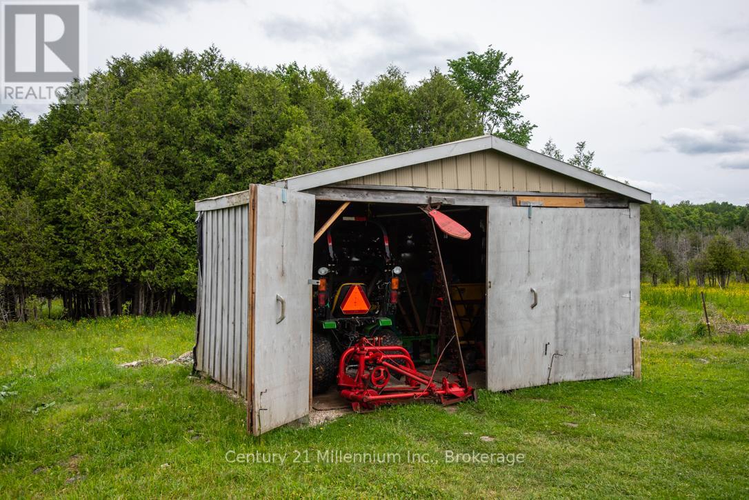 504354 Grey Road 12 Road, West Grey, Ontario N0C 1H0 - Photo 18 - X13467018