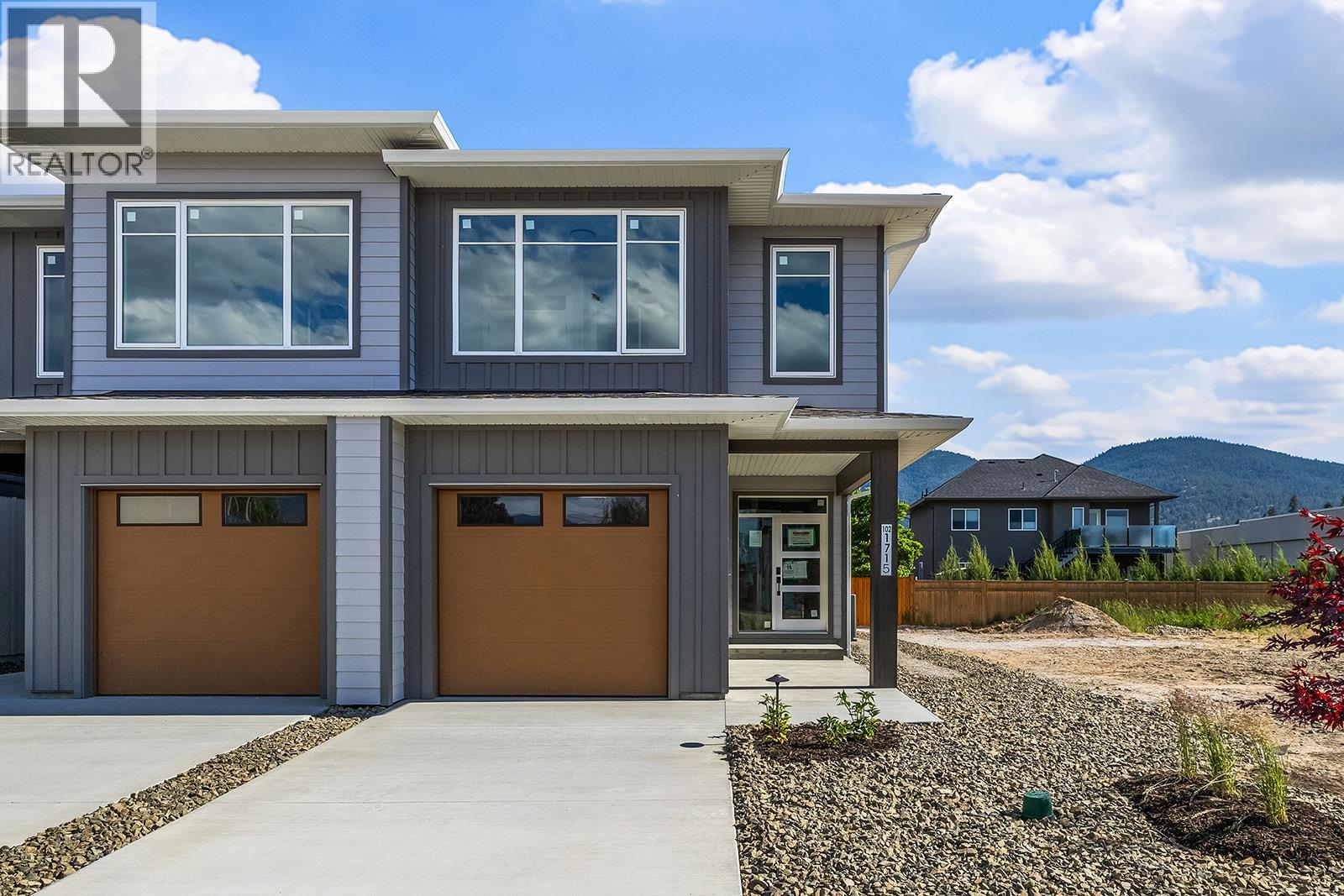 1715 Treffry Place, Summerland, British Columbia  V0H 1Z9 - Photo 2 - 10387043