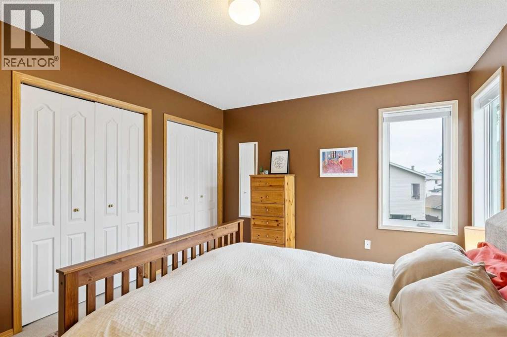 23 Tuscarora Close NW, Calgary, Alberta  T3L 2B7 - Photo 22 - A2317670