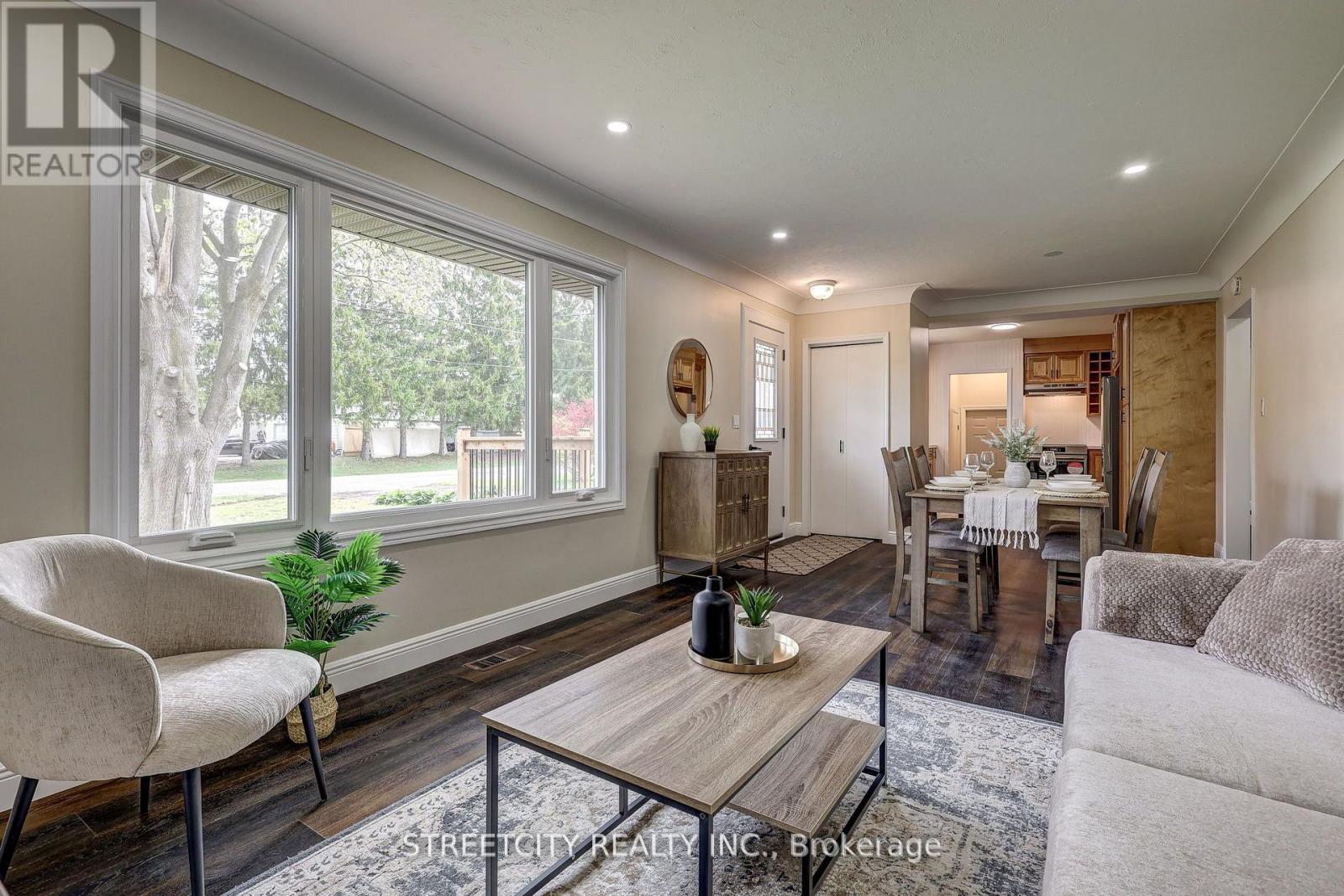 10 Vineden Drive, Central Elgin, Ontario  N5P 2M6 - Photo 6 - X13467004