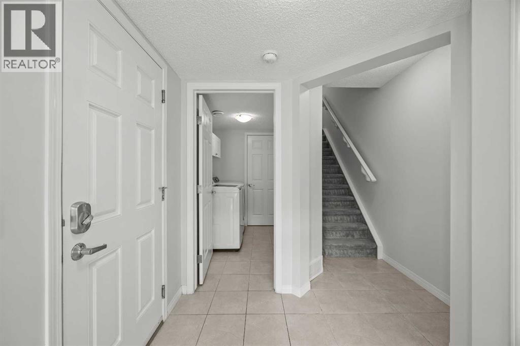 11 Windford Crescent SW, Airdrie, Alberta  T4B 4A4 - Photo 5 - A2320221