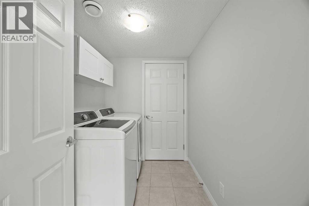 11 Windford Crescent SW, Airdrie, Alberta  T4B 4A4 - Photo 6 - A2320221