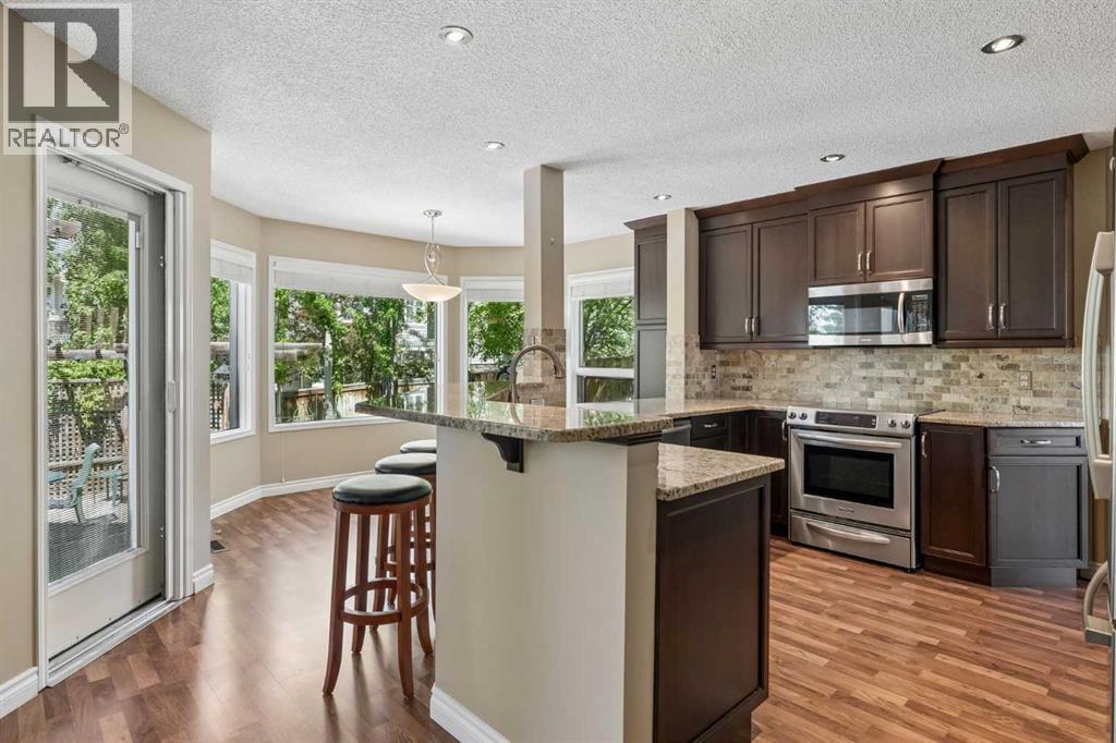 67 Hawkwood Drive Nw, Calgary, Alberta  T3G 3H9 - Photo 13 - A2321252