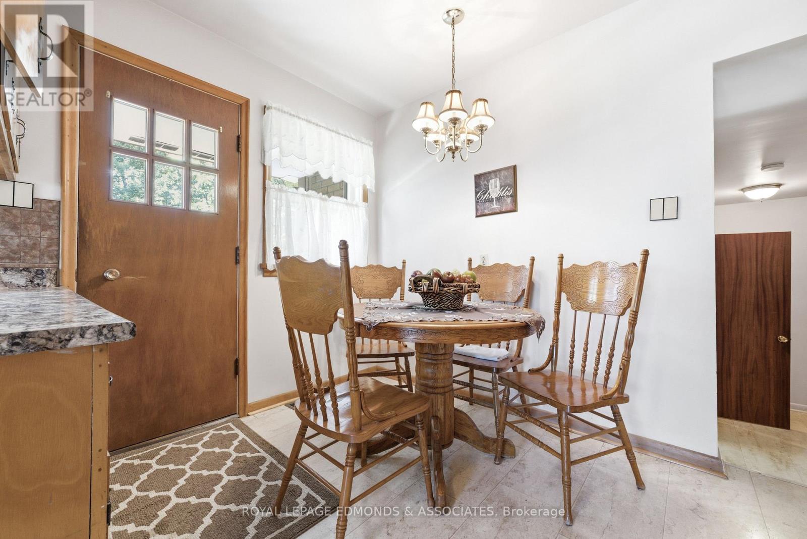 28 Barry Street, Laurentian Valley, Ontario  K8A 7L5 - Photo 20 - X13467120