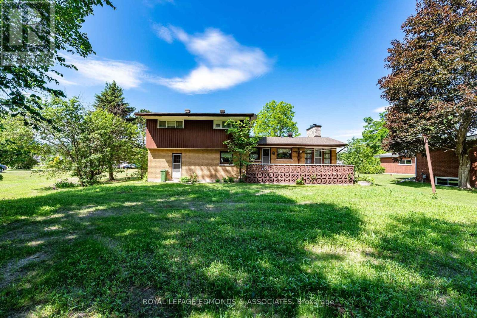 28 Barry Street, Laurentian Valley, Ontario  K8A 7L5 - Photo 21 - X13467120