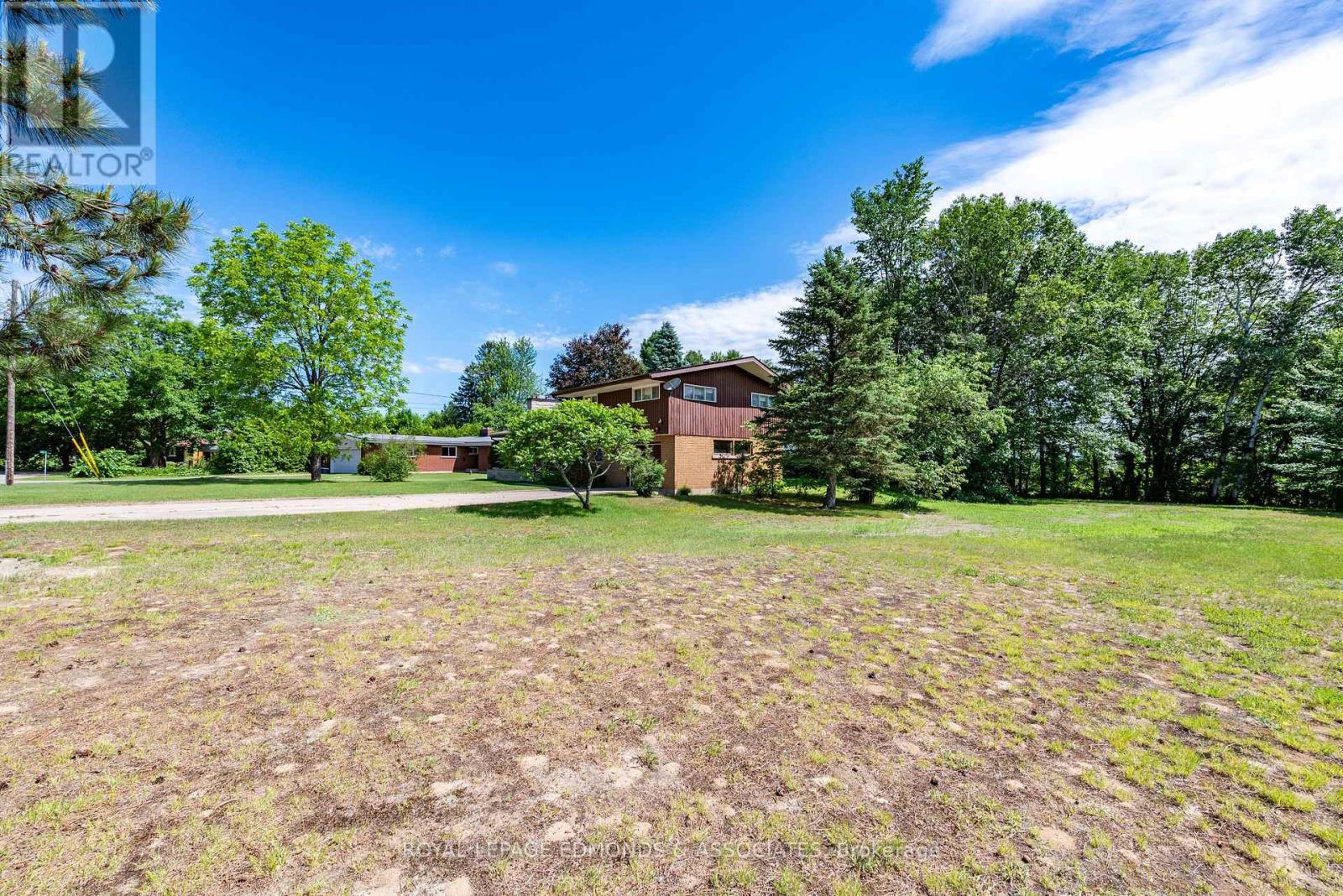 28 Barry Street, Laurentian Valley, Ontario  K8A 7L5 - Photo 23 - X13467120