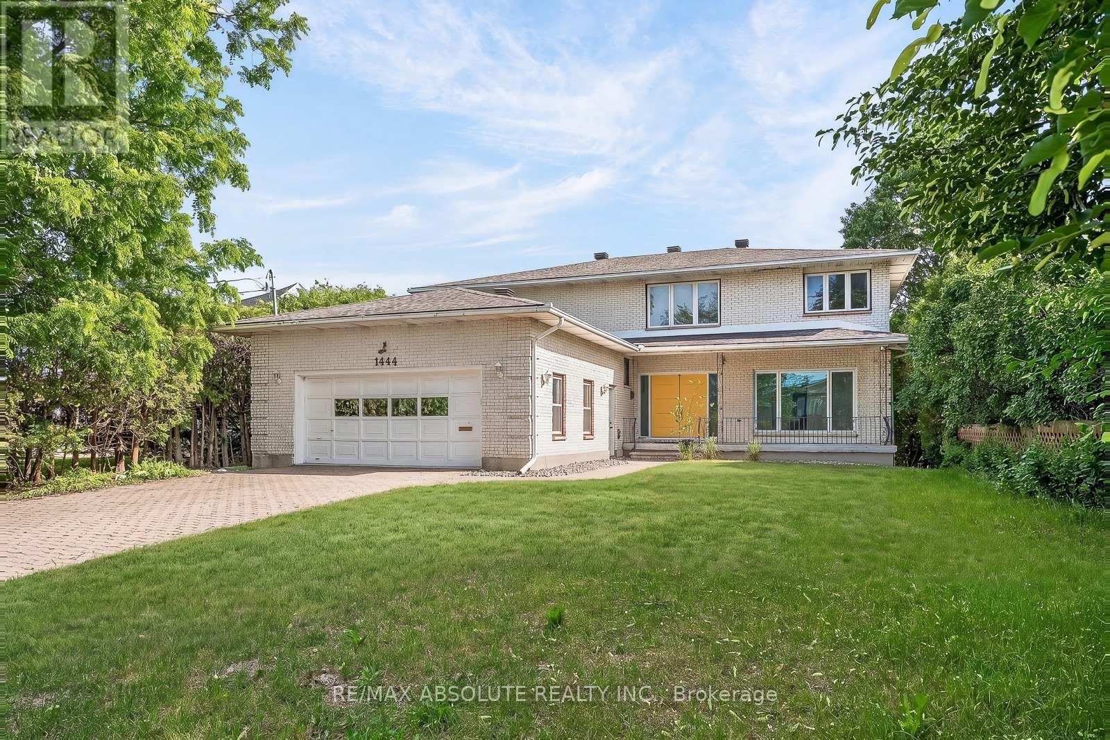 1444 Normandy Crescent, Ottawa, Ontario K2C 0N6 - Photo 2 - X13467132