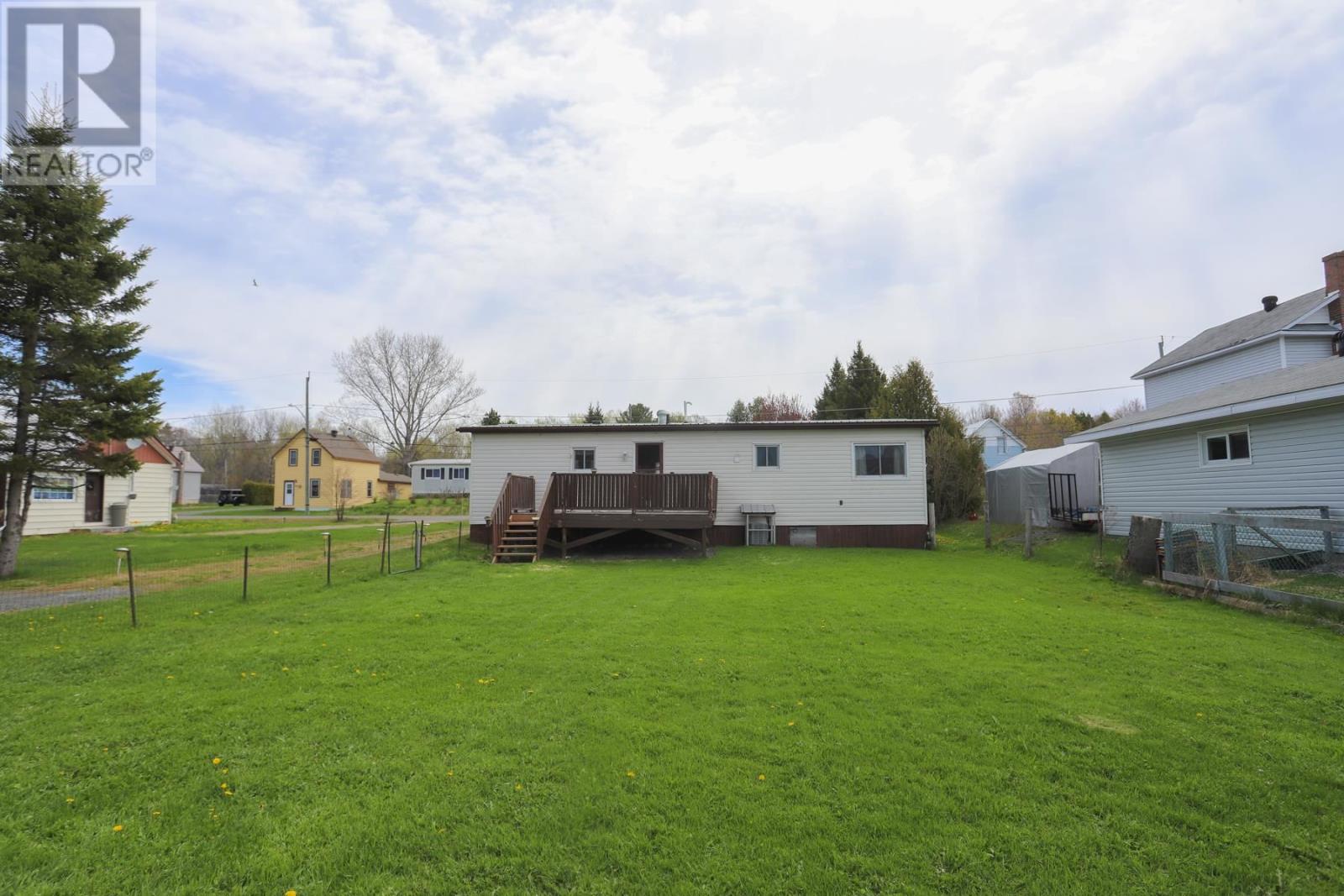 376 Boyle St, Thessalon, Ontario  P0R 1L0 - Photo 15 - SM261131