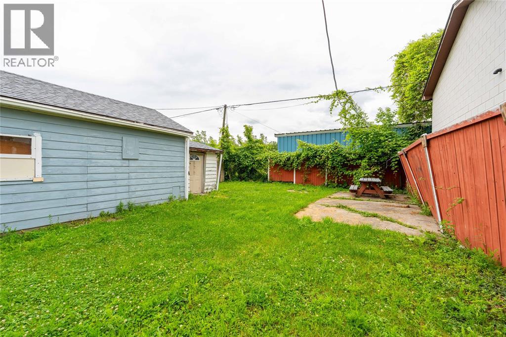 181 Campbell Street, Sarnia, Ontario  N7T 2G6 - Photo 24 - 26013599