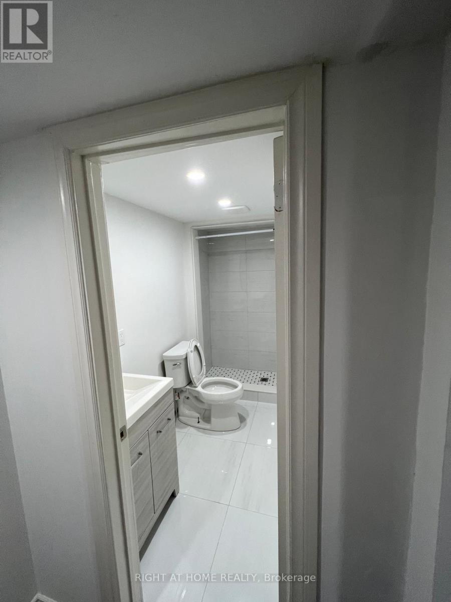 131 Killington Avenue, Vaughan, Ontario  L4H 3Z6 - Photo 36 - N13465706