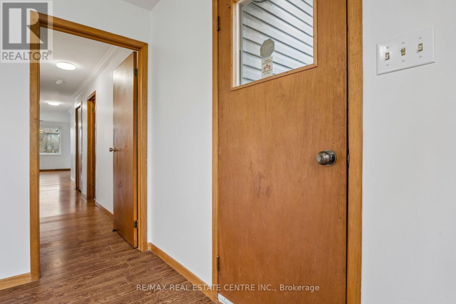 449 Mosley Street, Wasaga Beach, Ontario  L9Z 2J4 - Photo 41 - S13066194