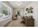 1055 Lawrence Avenue Unit# 102, Kelowna, BC V1Y 6M3