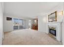 1055 Lawrence Avenue Unit# 102, Kelowna, BC V1Y 6M3