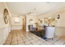 1055 Lawrence Avenue Unit# 102, Kelowna, BC V1Y 6M3