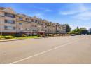 1055 Lawrence Avenue Unit# 102, Kelowna, BC V1Y 6M3