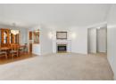 1055 Lawrence Avenue Unit# 102, Kelowna, BC V1Y 6M3