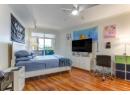 1088 Sunset Drive Unit# 332, Kelowna, BC V1Y 9W1