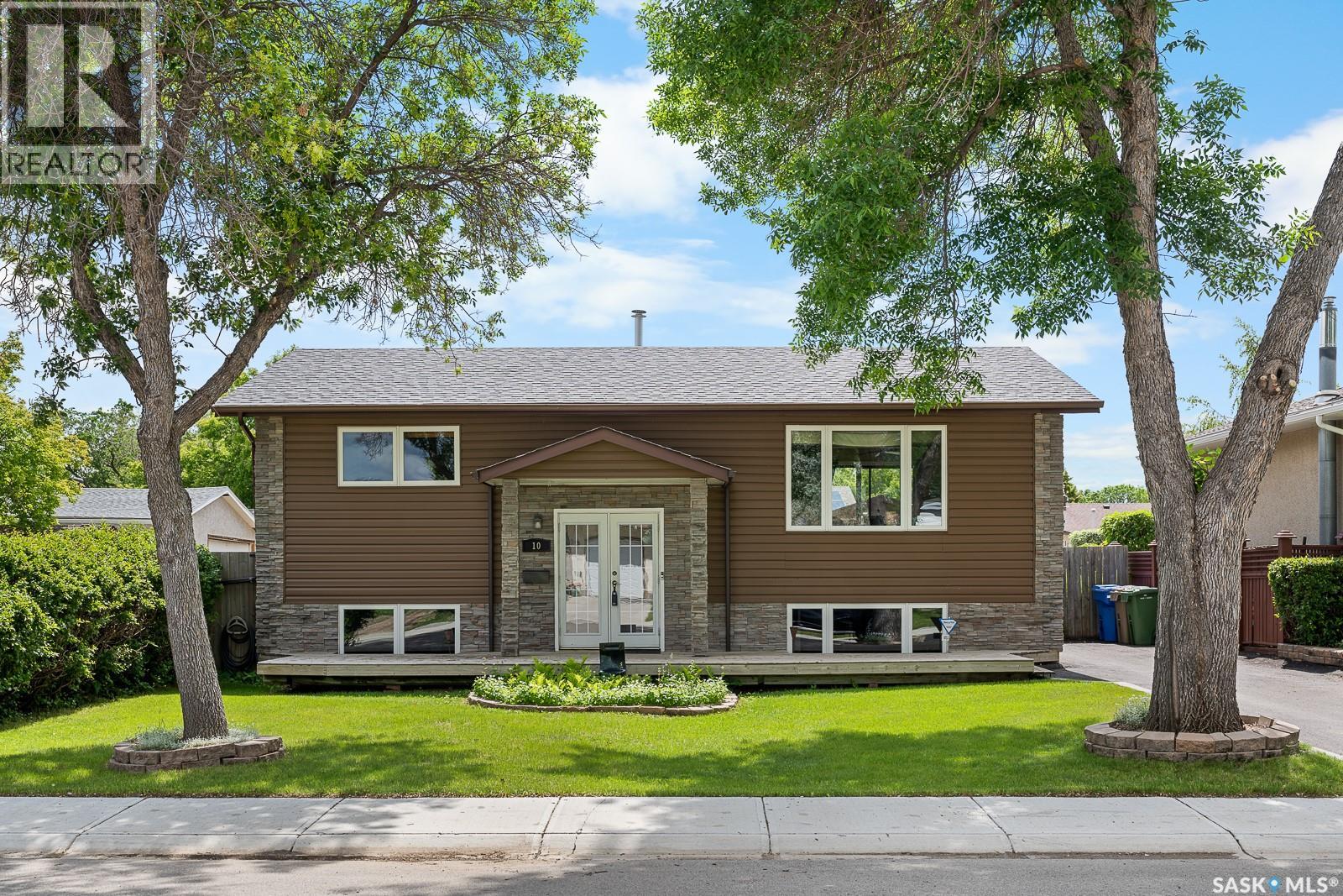 10 Bastedo CRESCENT, Regina, Saskatchewan