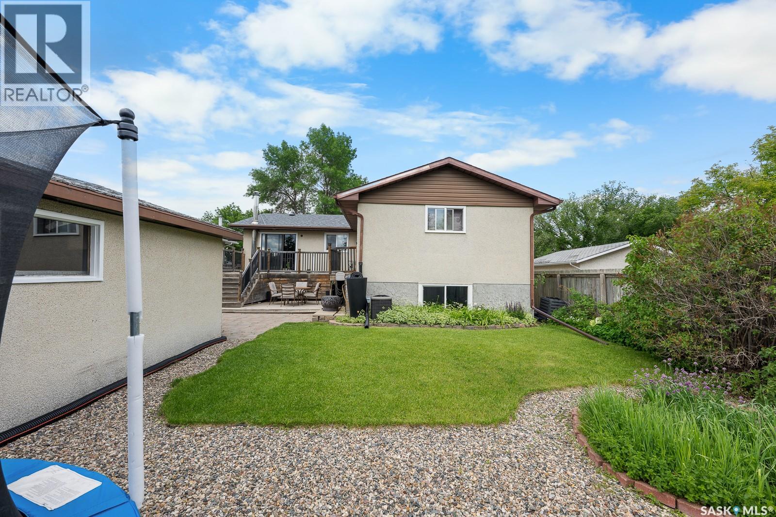 10 Bastedo Crescent, Regina, Saskatchewan  S4T 6X9 - Photo 32 - SK039978