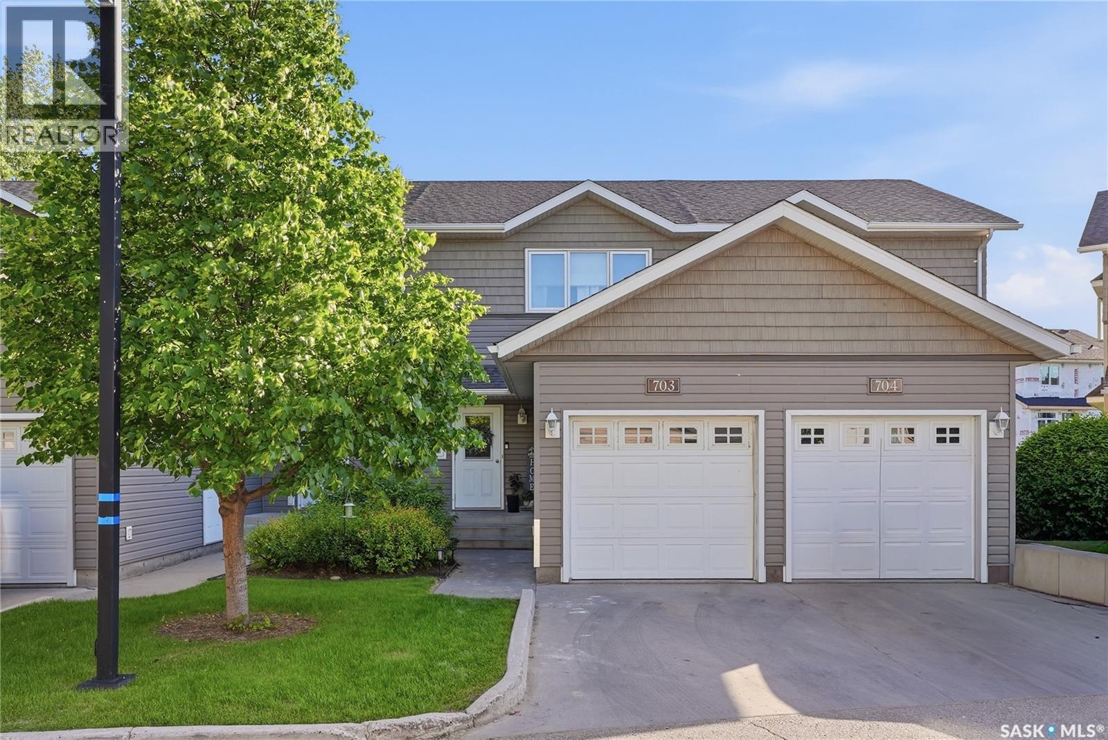 703 715 Hart Road, Saskatoon, Saskatchewan  S7M 3Y8 - Photo 1 - SK039793