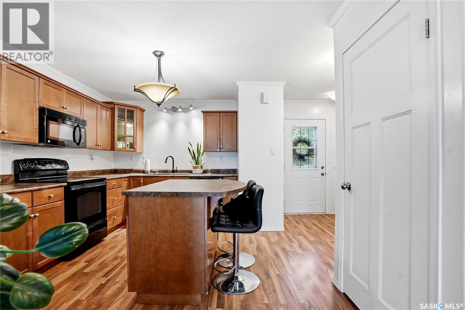 703 715 Hart Road, Saskatoon, Saskatchewan  S7M 3Y8 - Photo 2 - SK039793
