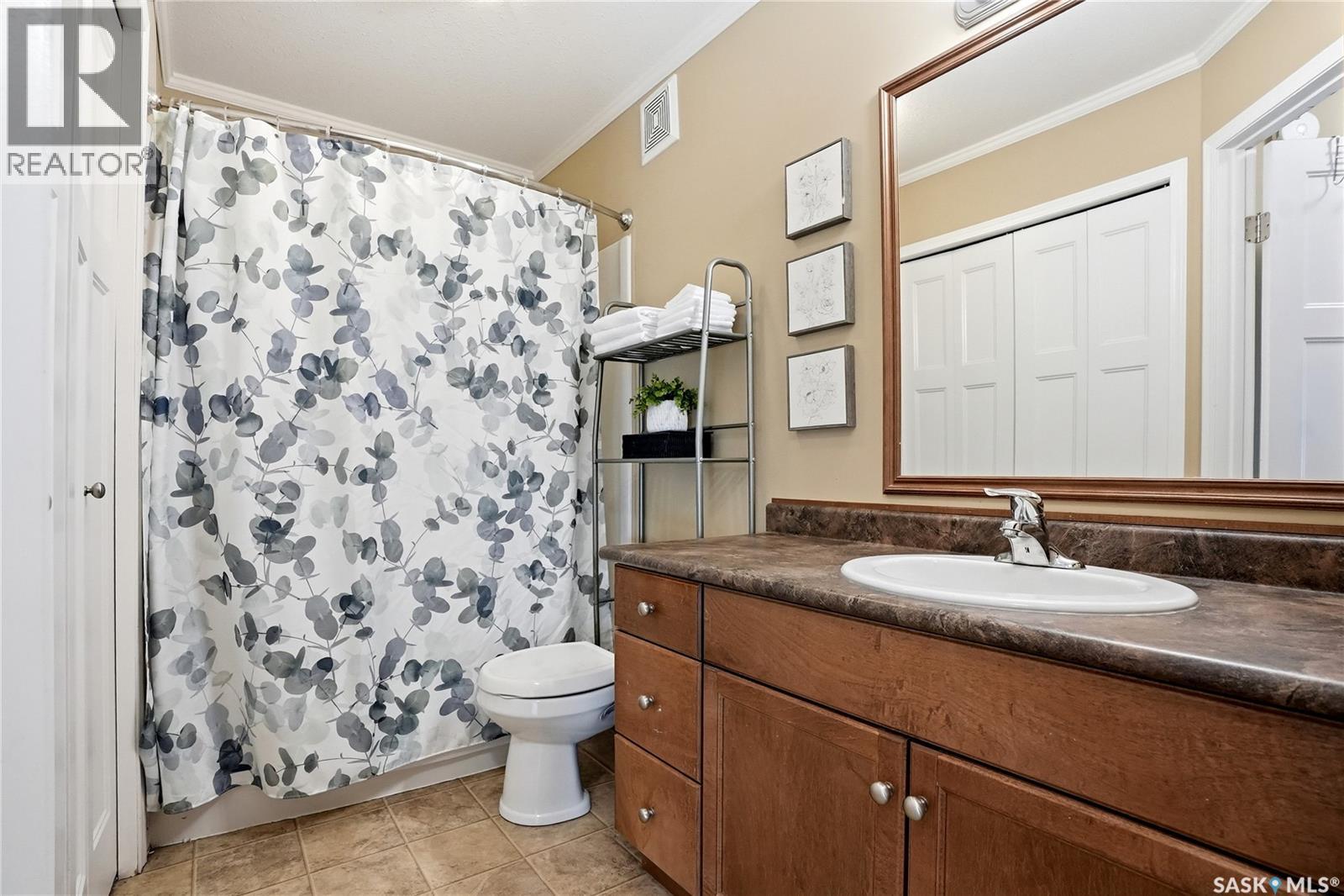 703 715 Hart Road, Saskatoon, Saskatchewan  S7M 3Y8 - Photo 24 - SK039793