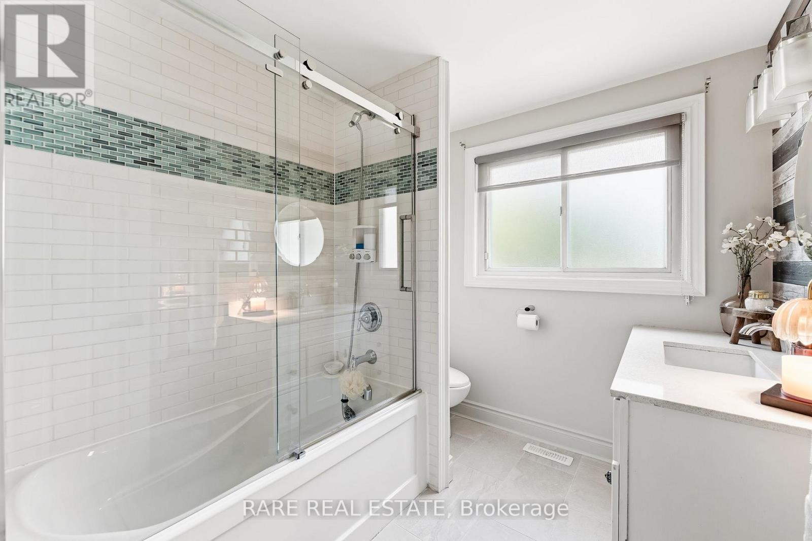 9 Turnbull Road, Ajax, Ontario  L1S 2W8 - Photo 20 - E13467122