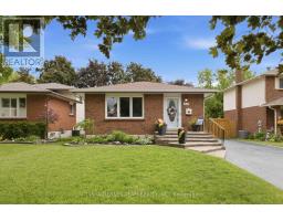 215 SENECA AVENUE, Oshawa, Ontario