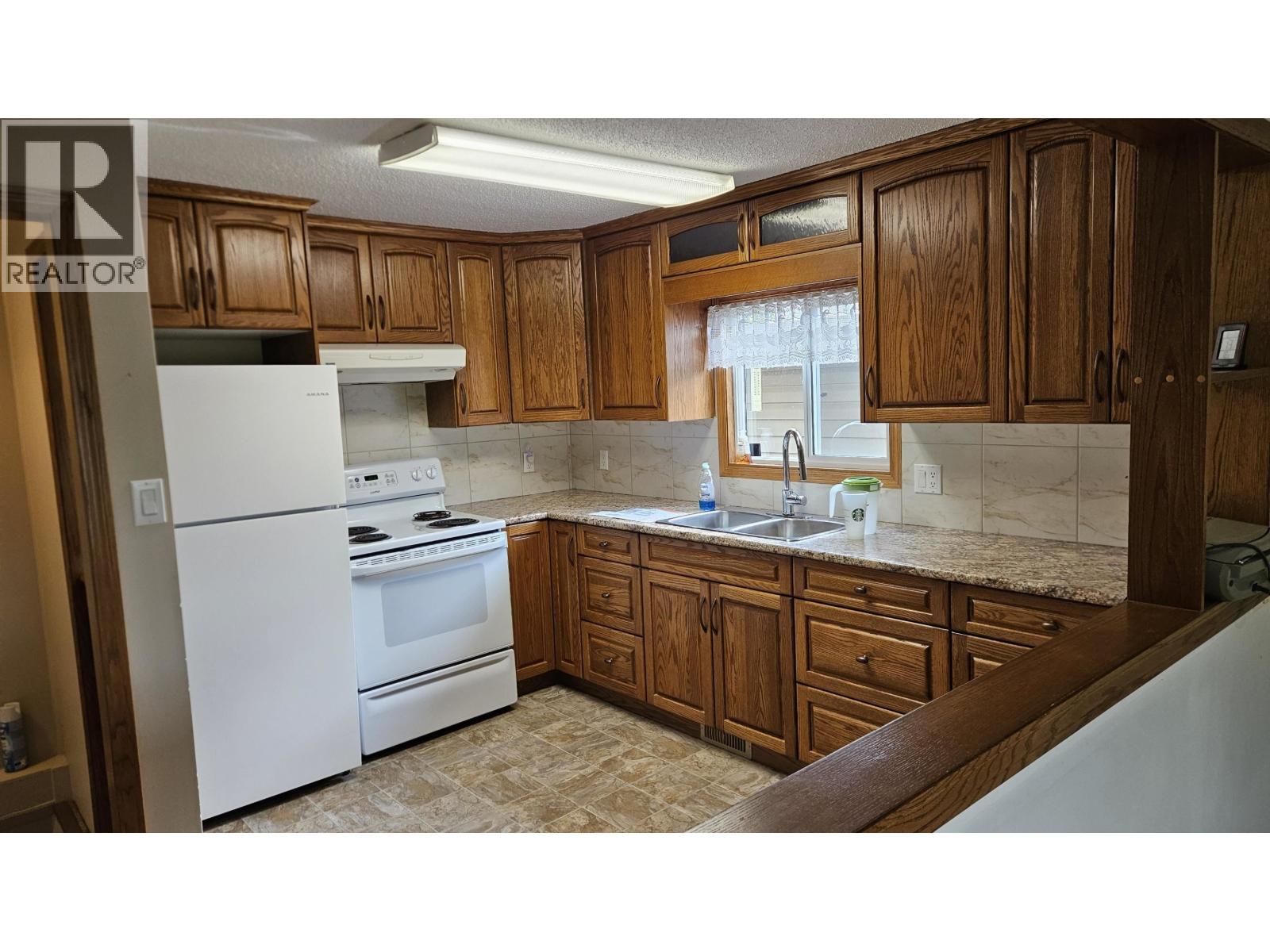 9204 99 Avenue, Fort St. John, British Columbia  V1J 1T2 - Photo 7 - R3134817