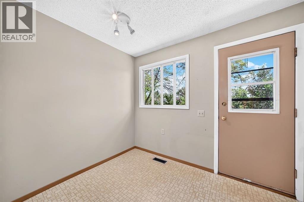 103 Rivervalley Crescent Se, Calgary, Alberta  T2C 3K4 - Photo 13 - A2321607