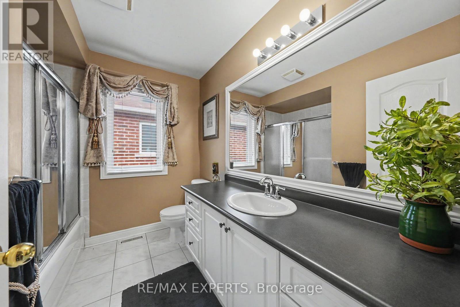 46 Battleford Avenue, Vaughan, Ontario  L4H 2L9 - Photo 16 - N13466542