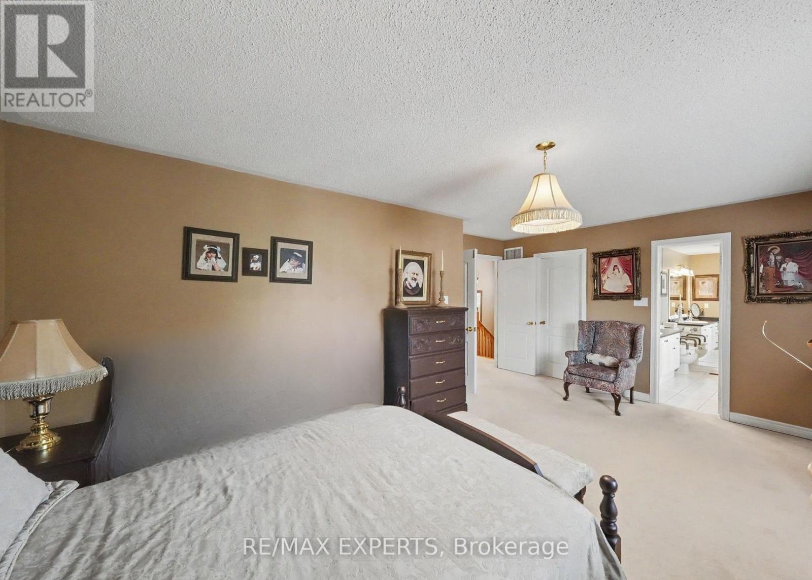 46 Battleford Avenue, Vaughan, Ontario  L4H 2L9 - Photo 9 - N13466542