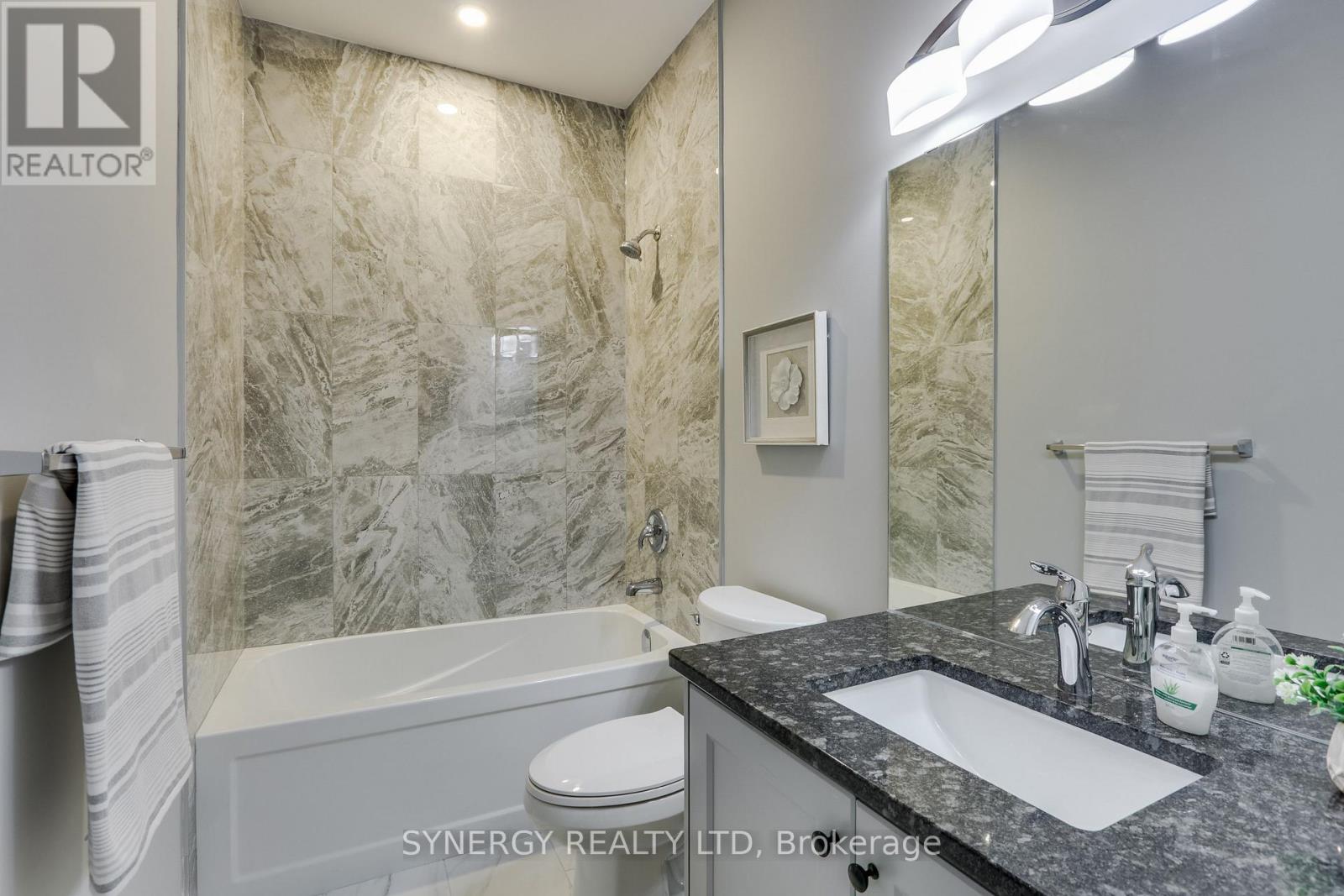 149 Collins Way, Strathroy-Caradoc, Ontario  N7G 0G2 - Photo 10 - X13459990