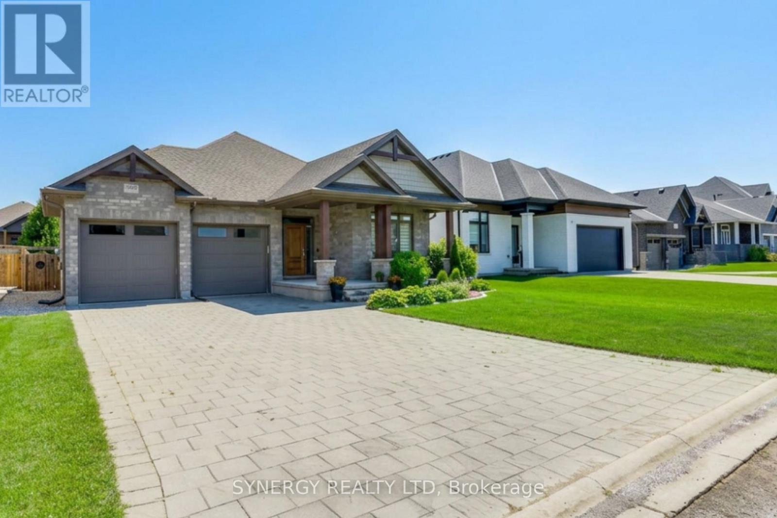 149 Collins Way, Strathroy-Caradoc, Ontario  N7G 0G2 - Photo 2 - X13459990