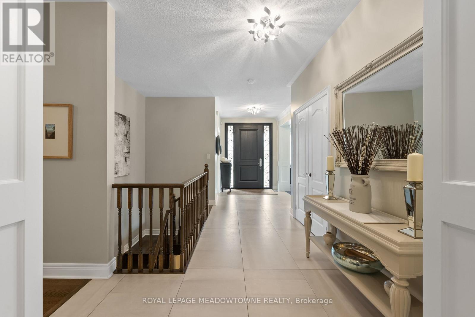 1 Mcnutt Street, Brampton, Ontario  L6Y 5L3 - Photo 3 - W13467032