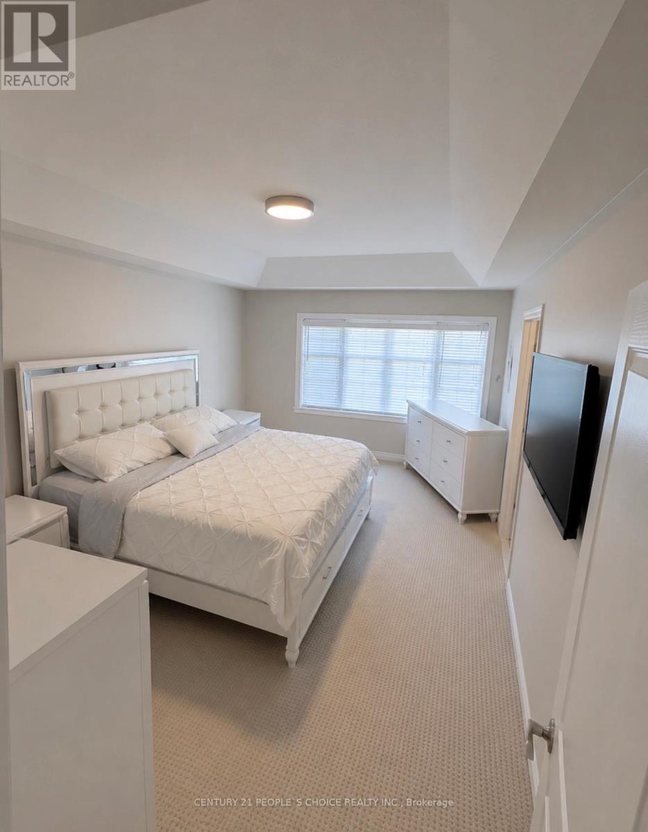 63 Borrelli Drive, Brampton, Ontario  L6Y 5W9 - Photo 6 - W13467060