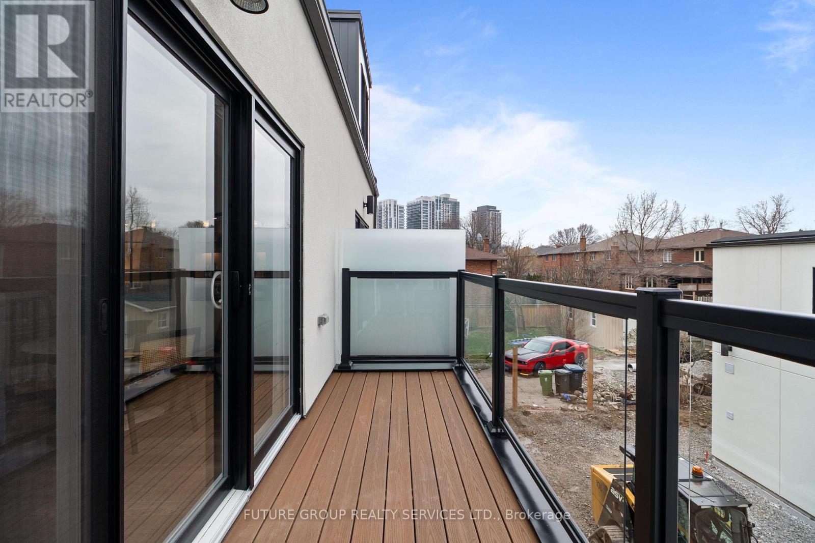 Unit 4 - 34 Poplar Avenue, Toronto, Ontario  M9B 3R4 - Photo 14 - W13467106