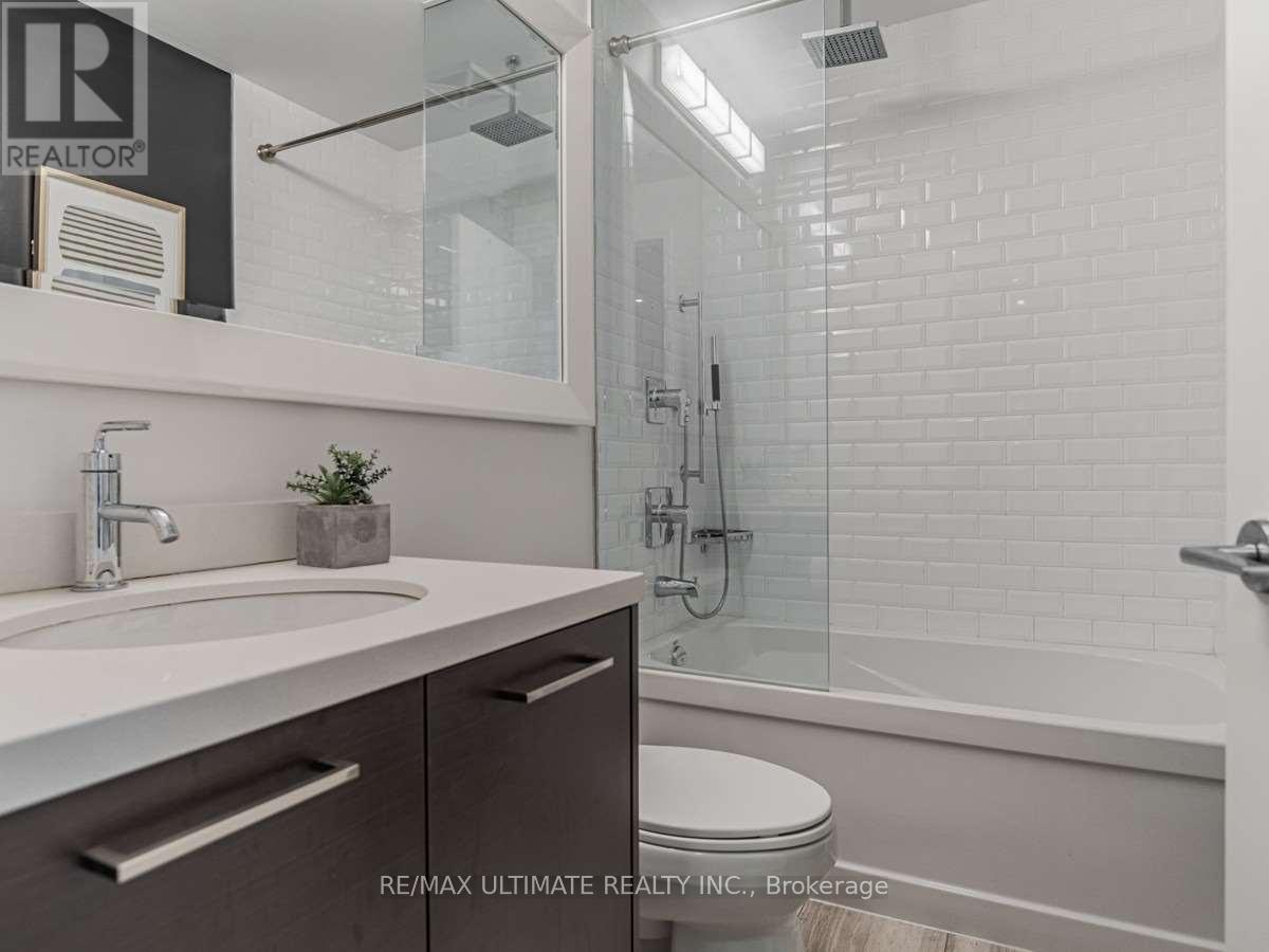 2502 - 90 Park Lawn Road, Toronto, Ontario  M8Y 0B6 - Photo 15 - W13467112