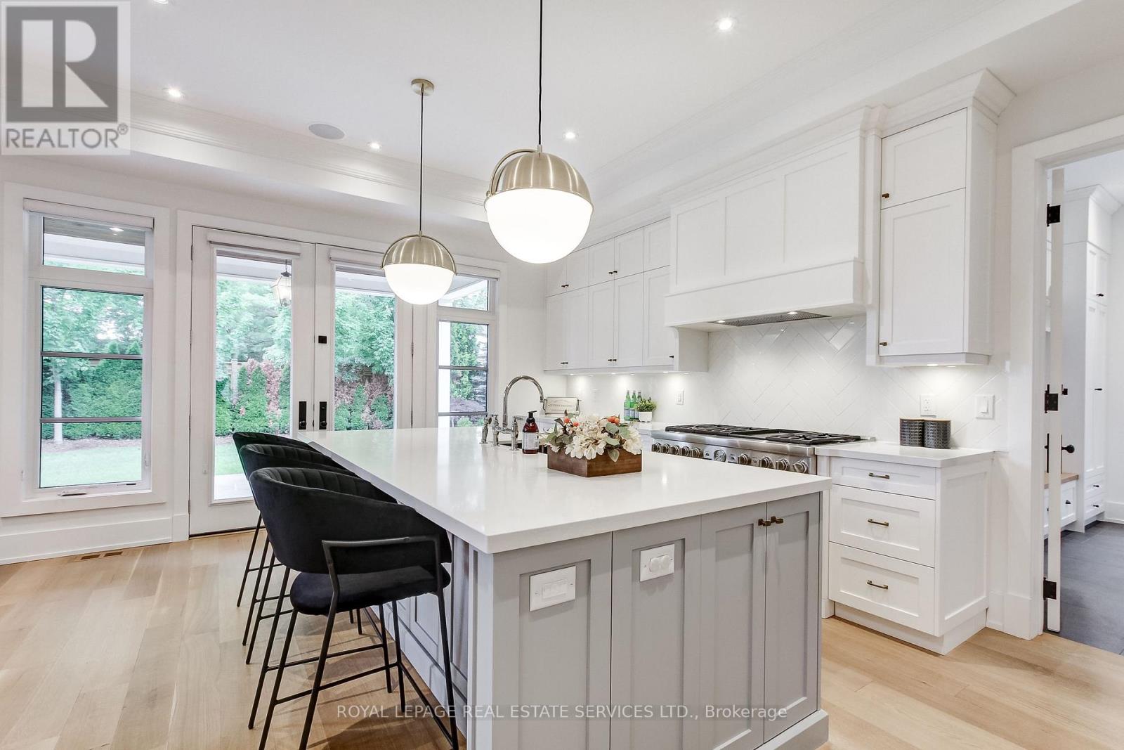 433 Jeanette Drive, Oakville, Ontario  L6K 1M6 - Photo 19 - W13467146