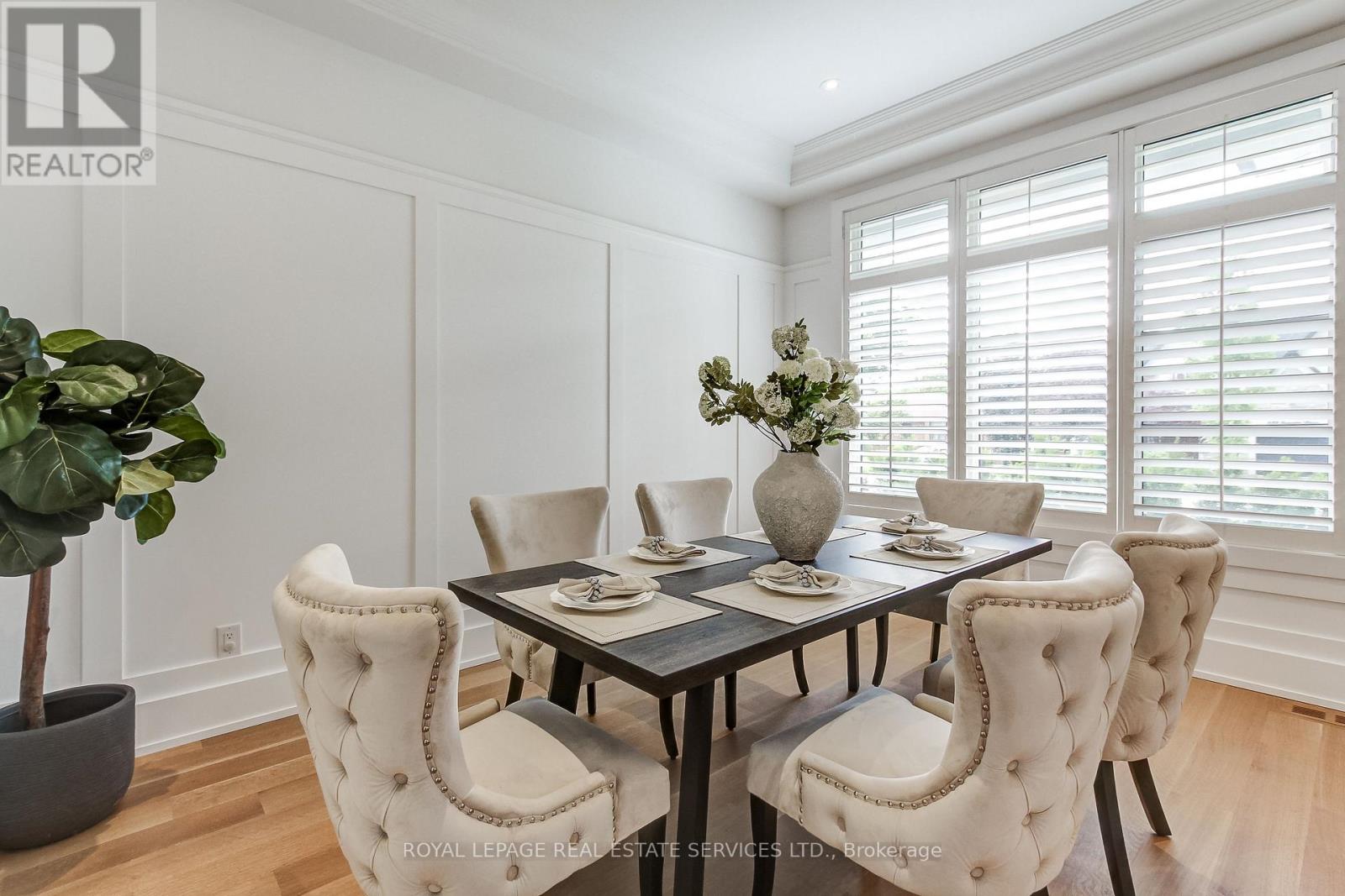 433 Jeanette Drive, Oakville, Ontario  L6K 1M6 - Photo 8 - W13467146