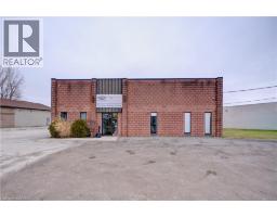 114 EASTON Road, Brantford, Ontario