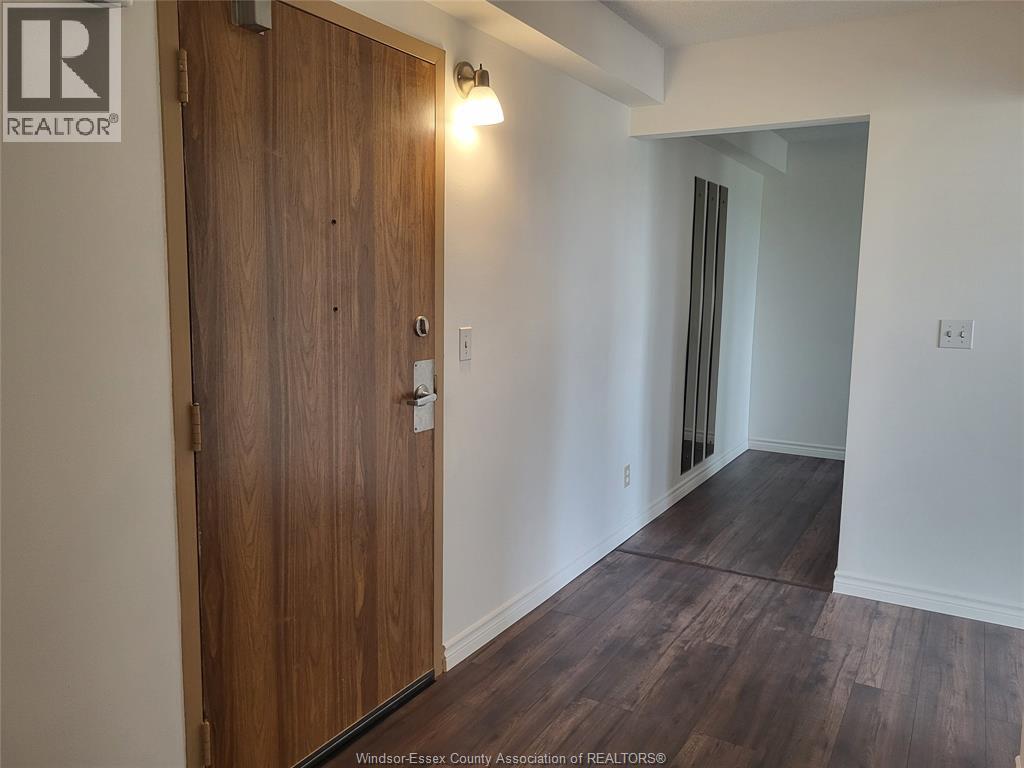 3950 Wyandotte St. East Unit# 505, Windsor, Ontario N8Y 1G5 - Photo 2 - 26014637