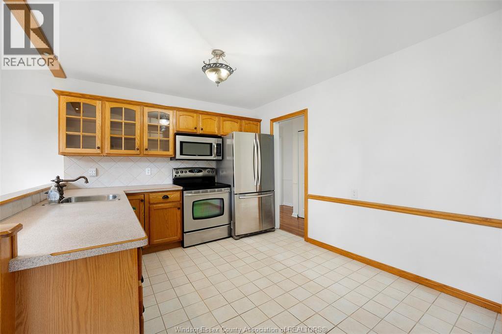 941 Westchester, Windsor, Ontario N8S 3Y8 - Photo 15 - 26014622