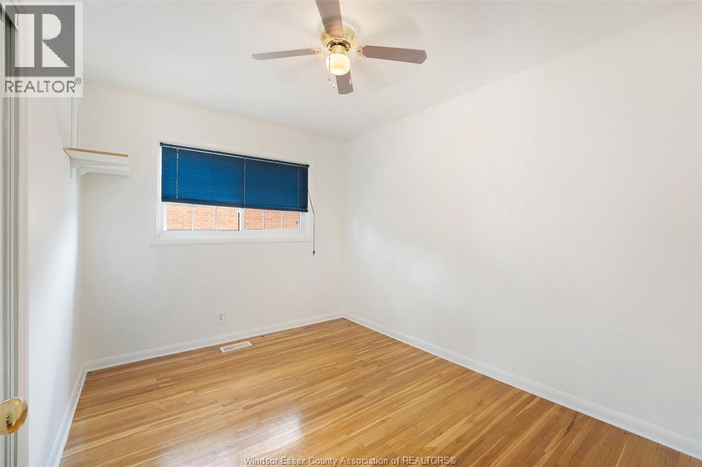 941 Westchester, Windsor, Ontario N8S 3Y8 - Photo 19 - 26014622